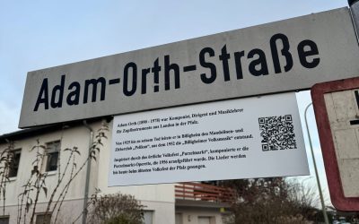 Billigheim-Ingenheim ehrt Adam Orth mit Zusatzschild am Straßenschild